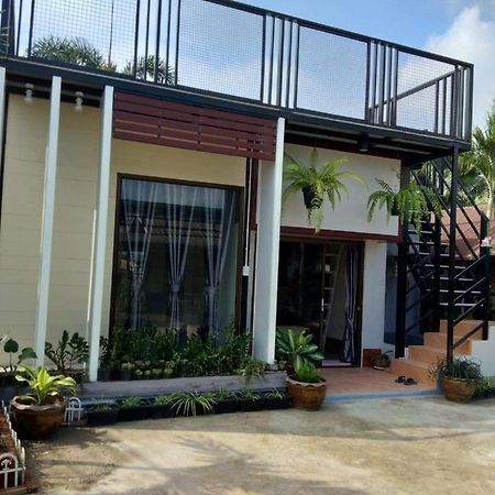 บ้านขวัญกมล 清刊 外观 照片